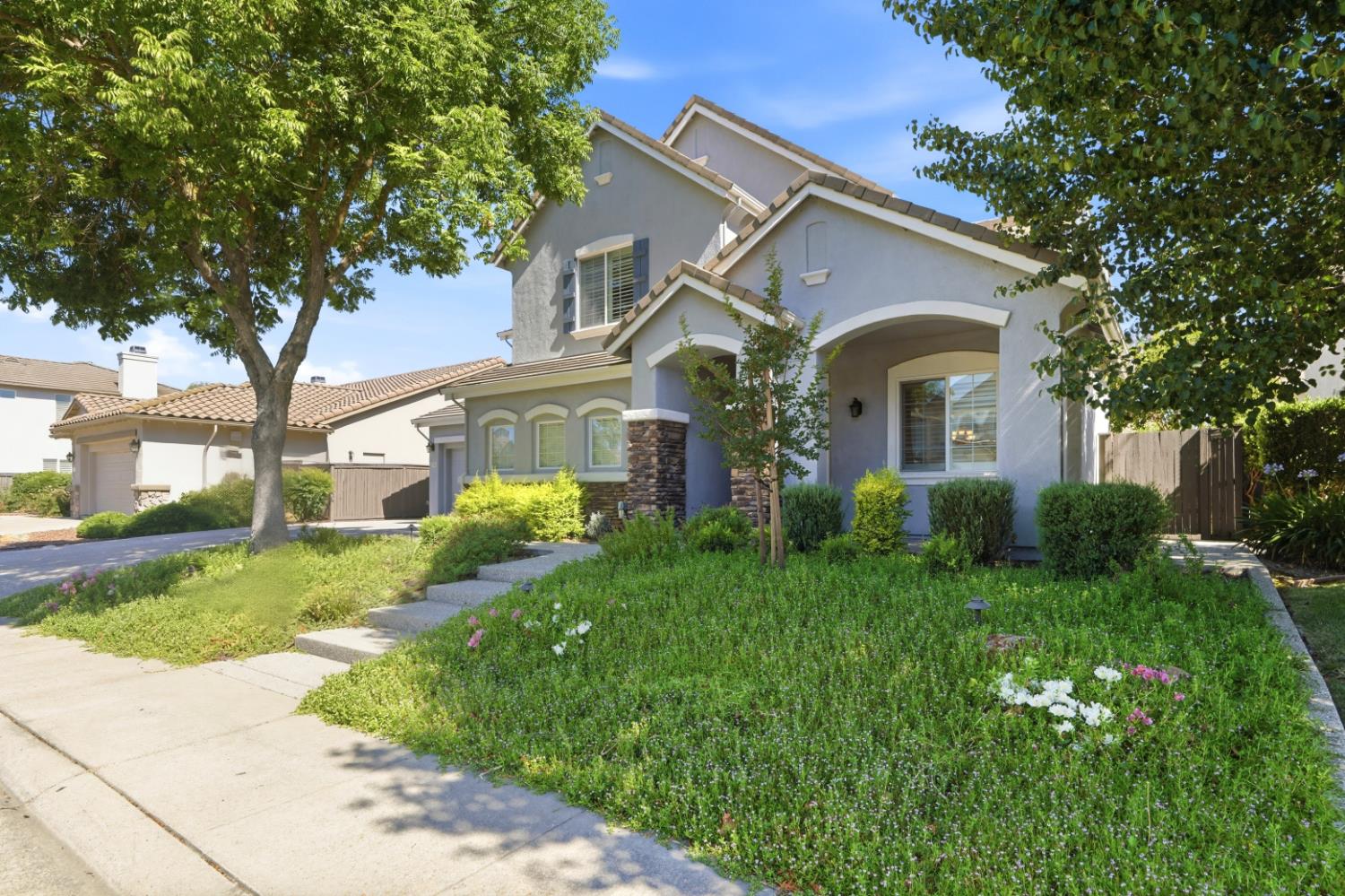 9728 Country Falls Lane