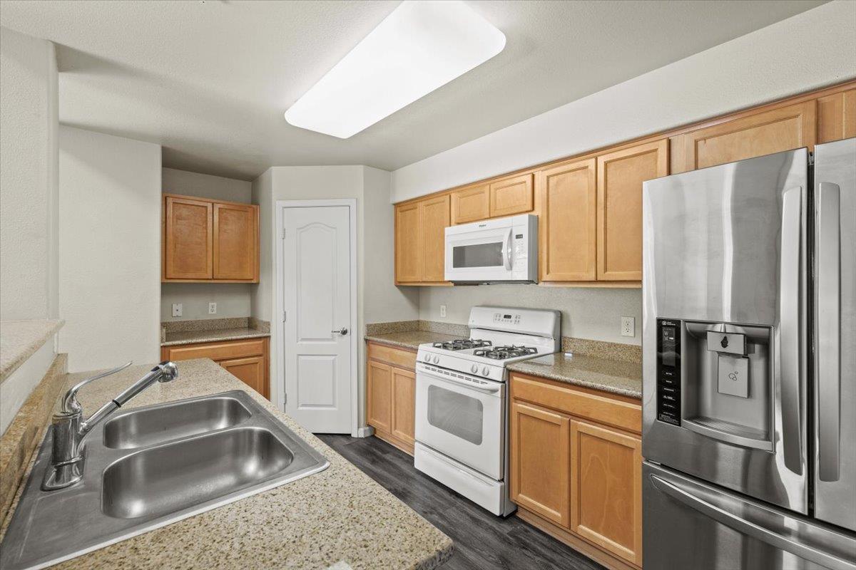 2465 Genova Street 2