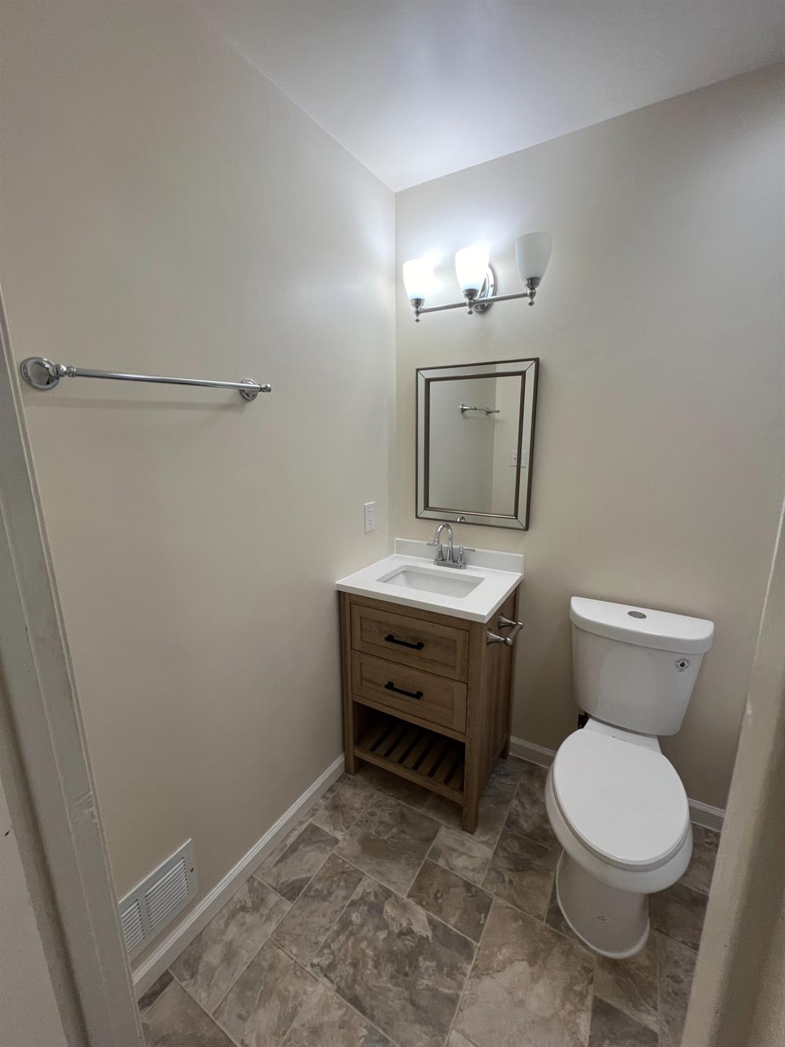 4548 Greenholme Drive 2