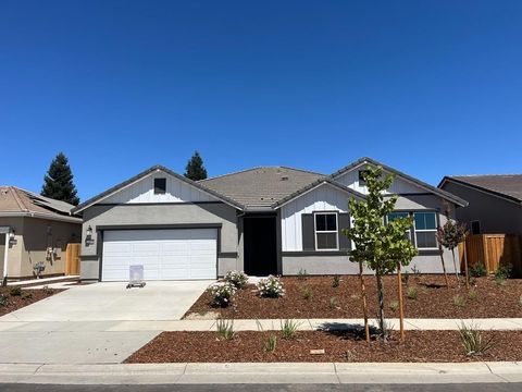 1537 Minories Drive Plumas Lake CA 95961