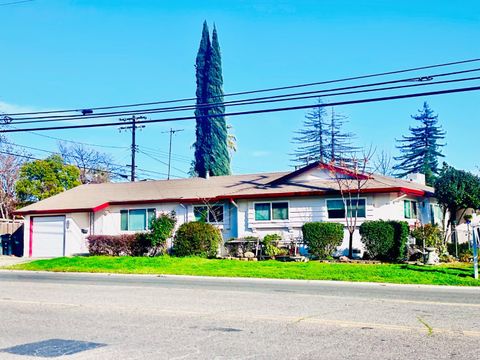 2001 Bowling Green Drive Sacramento CA 95825