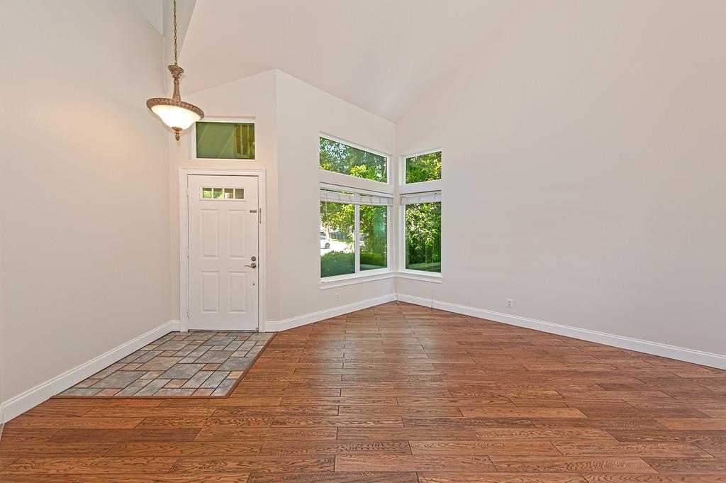 3732 Deer Walk Way
