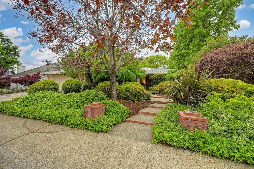 Photo of 4410 Piedra Court, Rocklin, CA 95677 (MLS # 226043972)