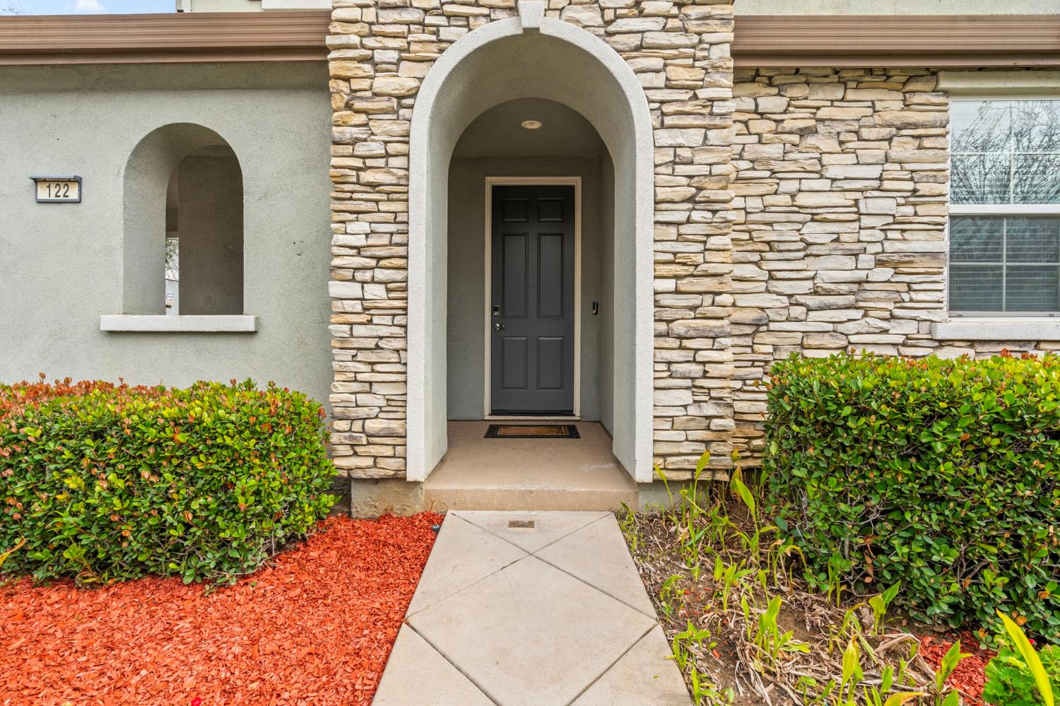 122 N Sierra Madre Street