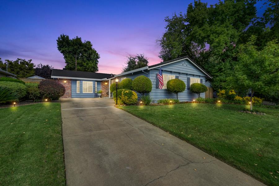 5409 Fort Sutter Way