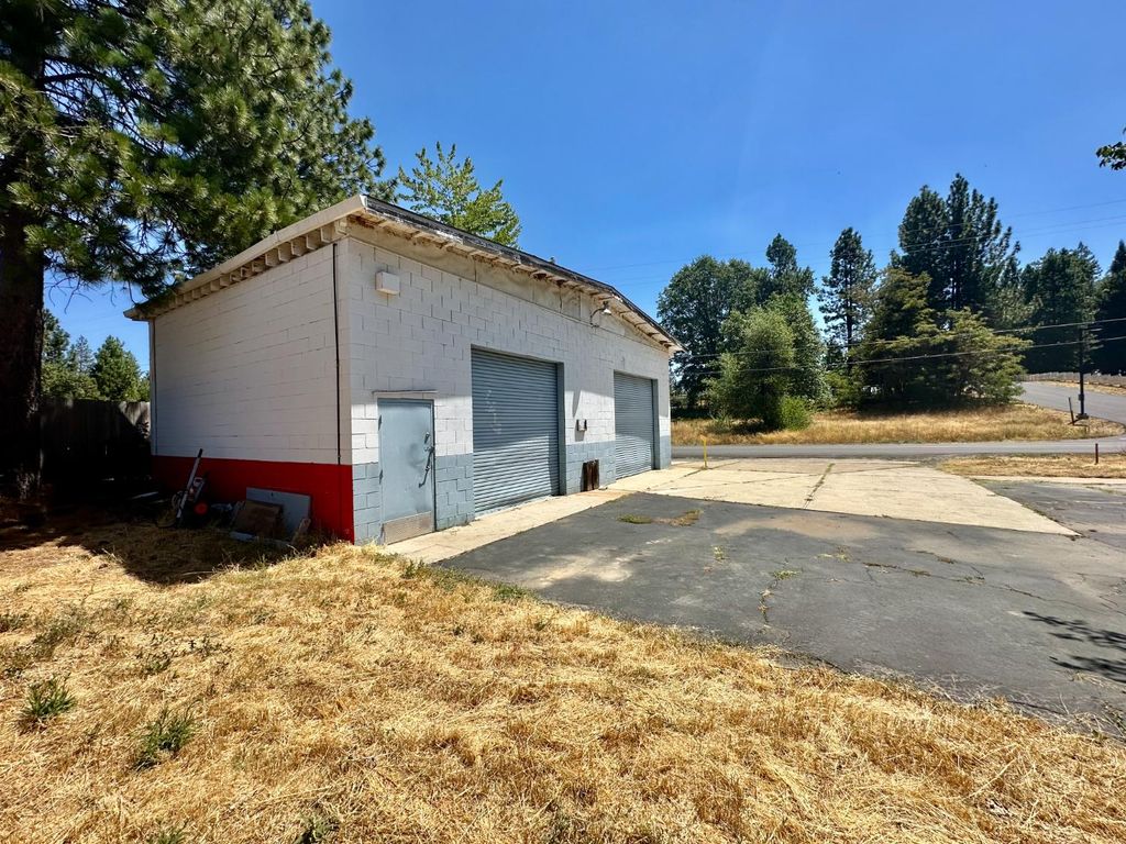 Photo of 4550 Moran Road, Avery, CA 95224 (MLS # 226020602)