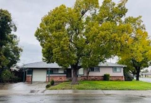 2081 Quincy Avenue Sacramento CA 95822