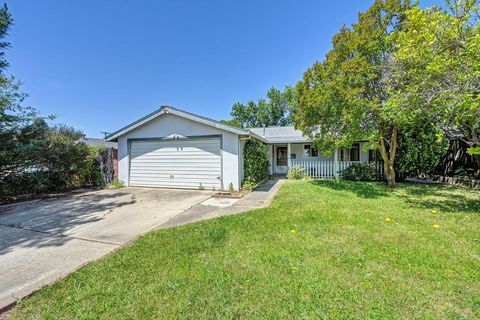 MLS: 226070439