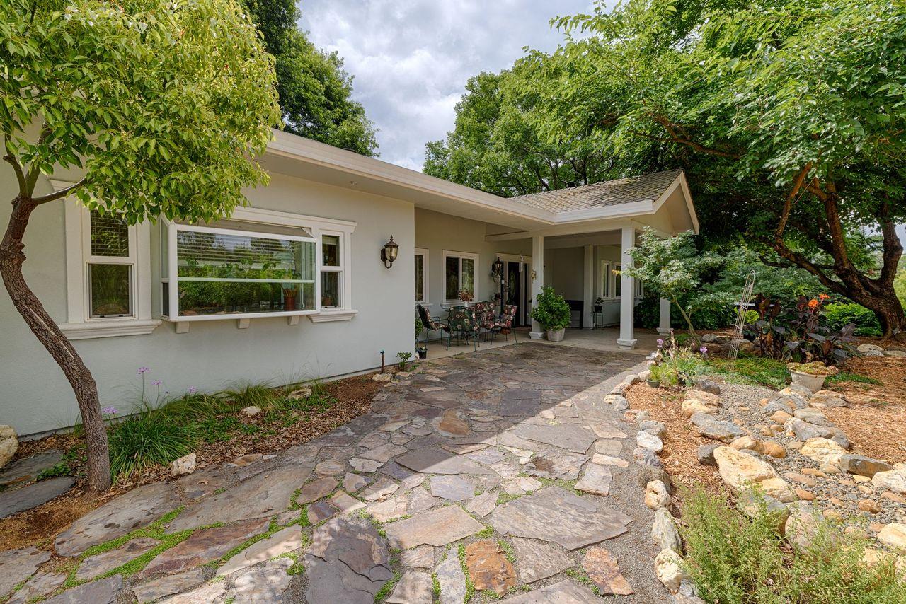 1361 Taylor Road