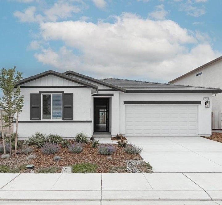 Photo 1 of 1 — 1711 Eagle River Ave, Manteca, CA 95337