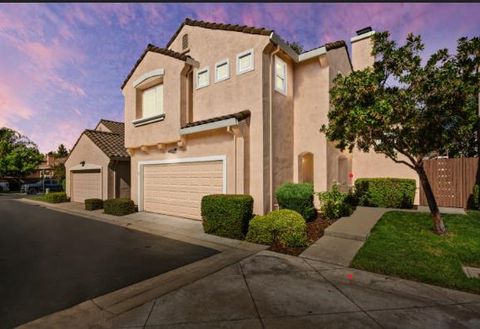 7 Naples Sacramento CA 95831