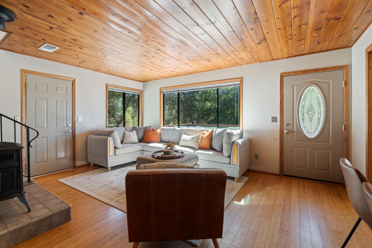 4461 Sunnyside Drive