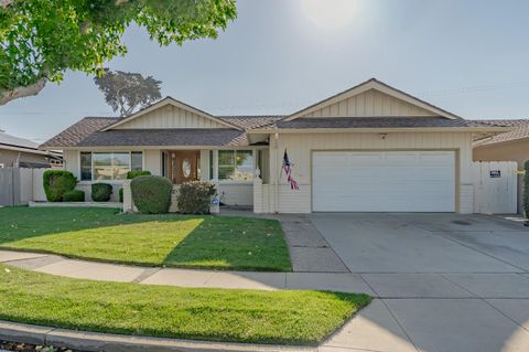 1109 San Angelo Drive Salinas CA 93901