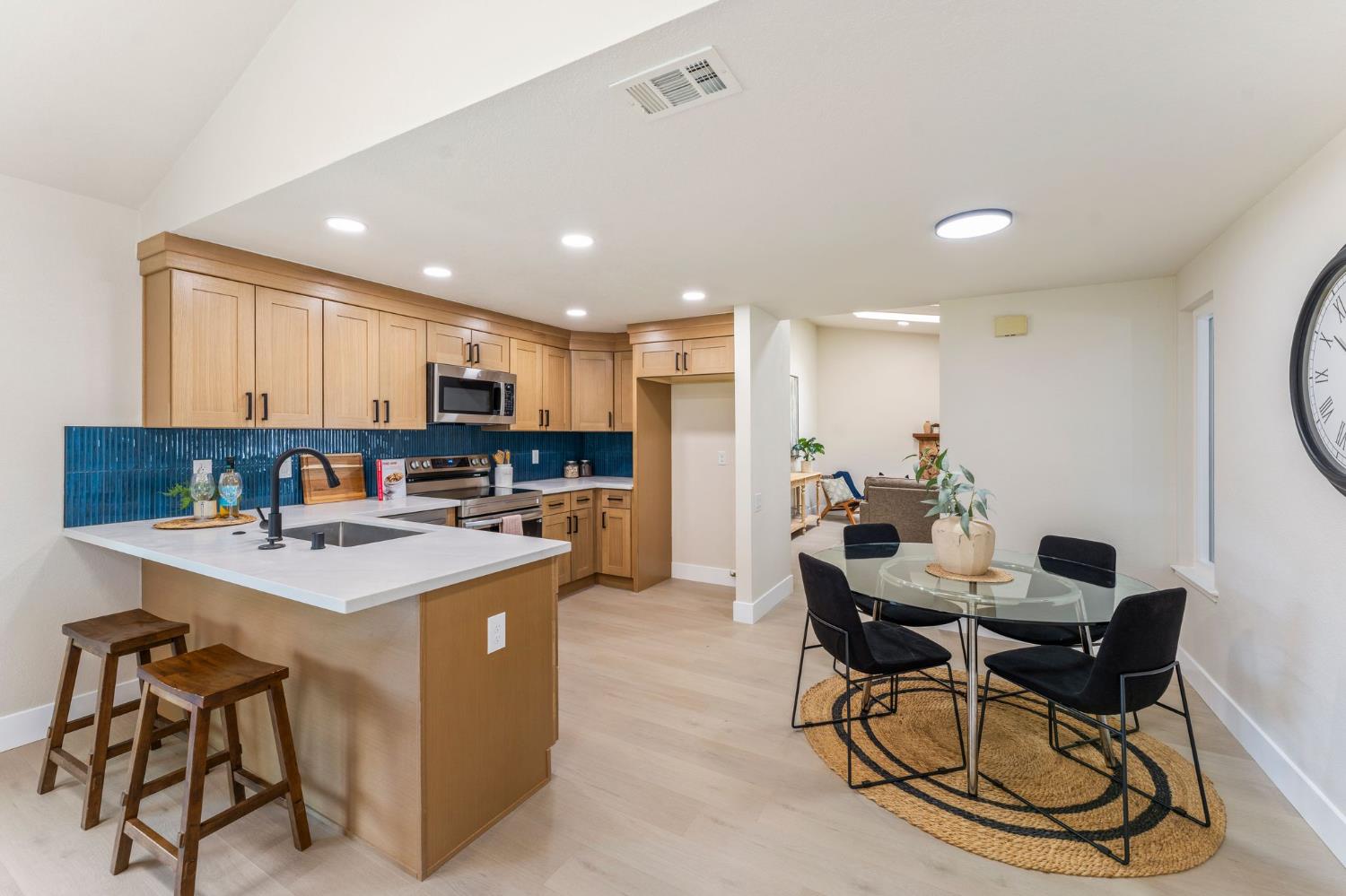 2812 Pintail Court