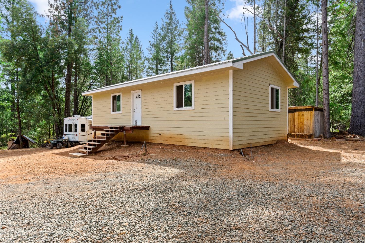 Nevada City, California 95959, United States, 2 Bedrooms Bedrooms, ,1 BathroomBathrooms,Residential,Active,38734