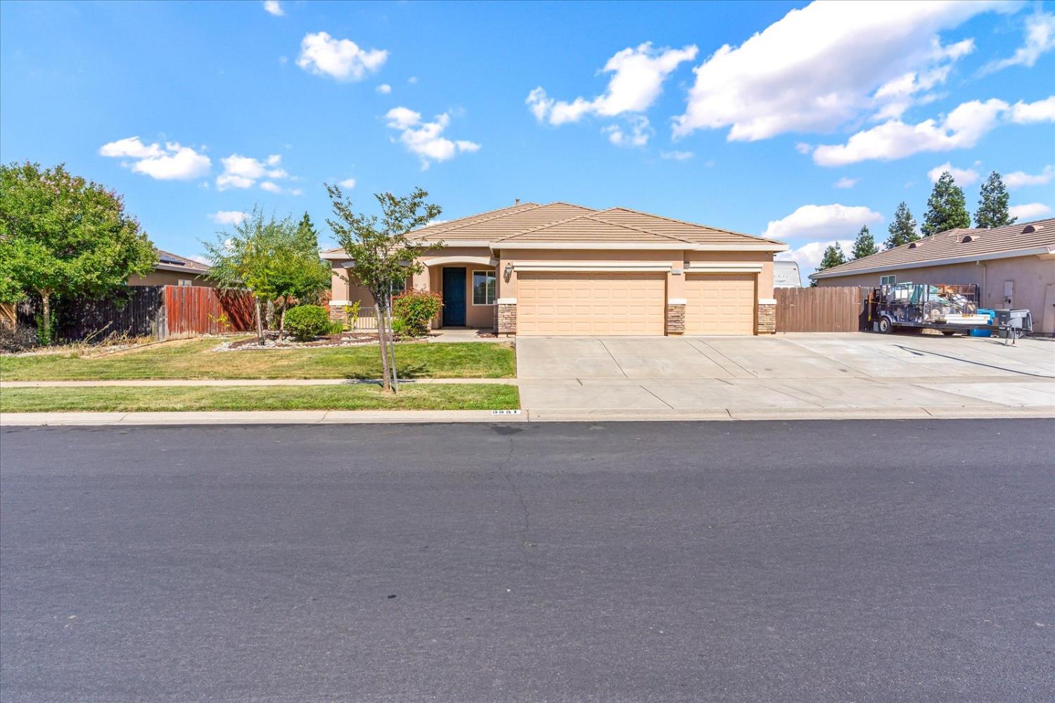 5551 Turnberry