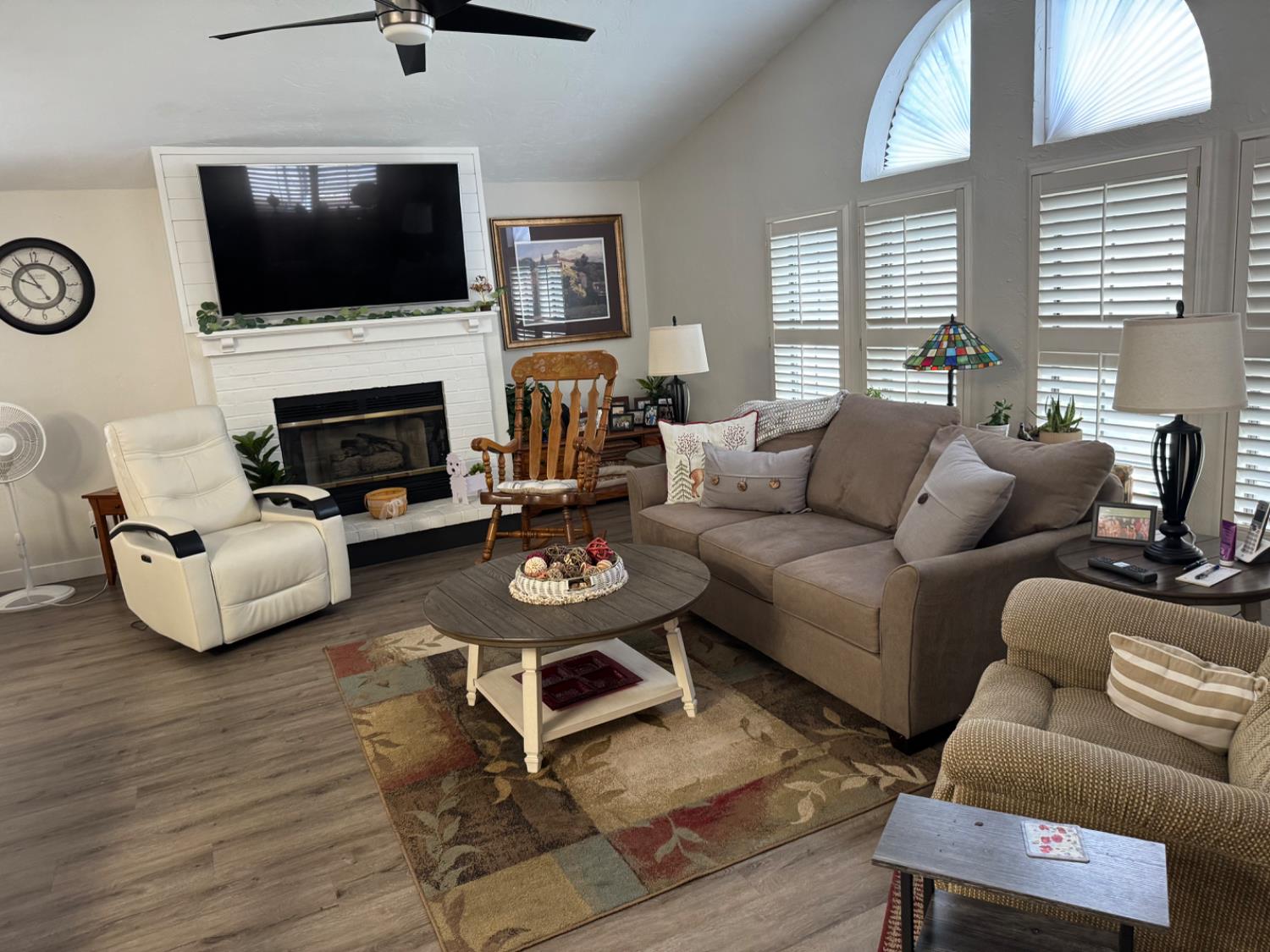 6913 Lake Tree Lane 6913