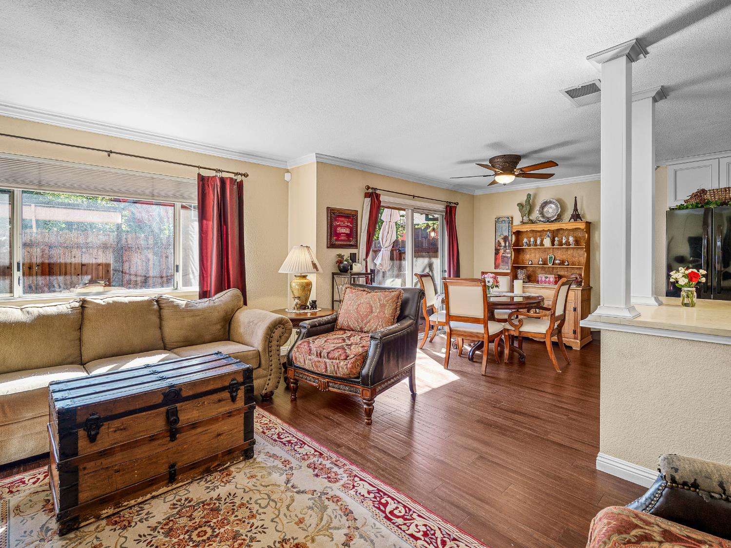 9350 River Oaks Lane