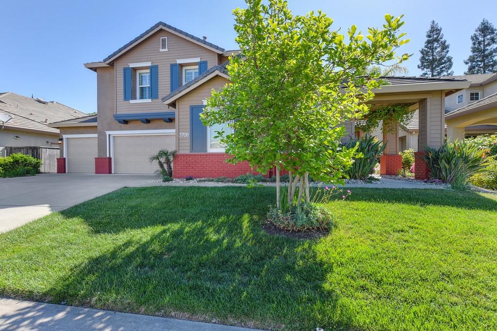 3708 Gibbons Parkway