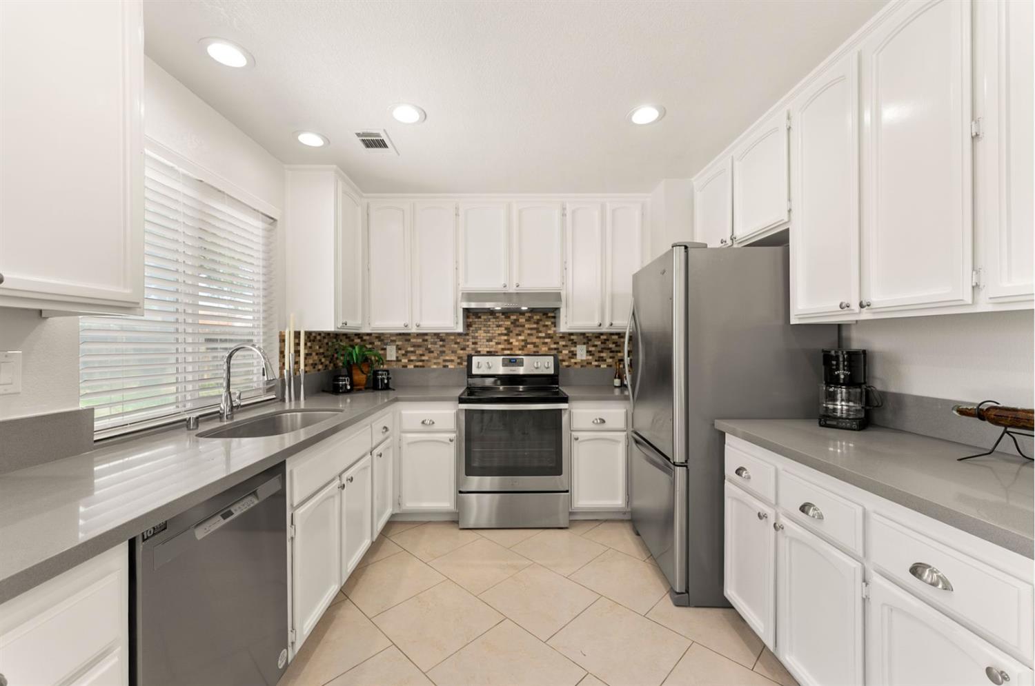 4356 Thunder Way