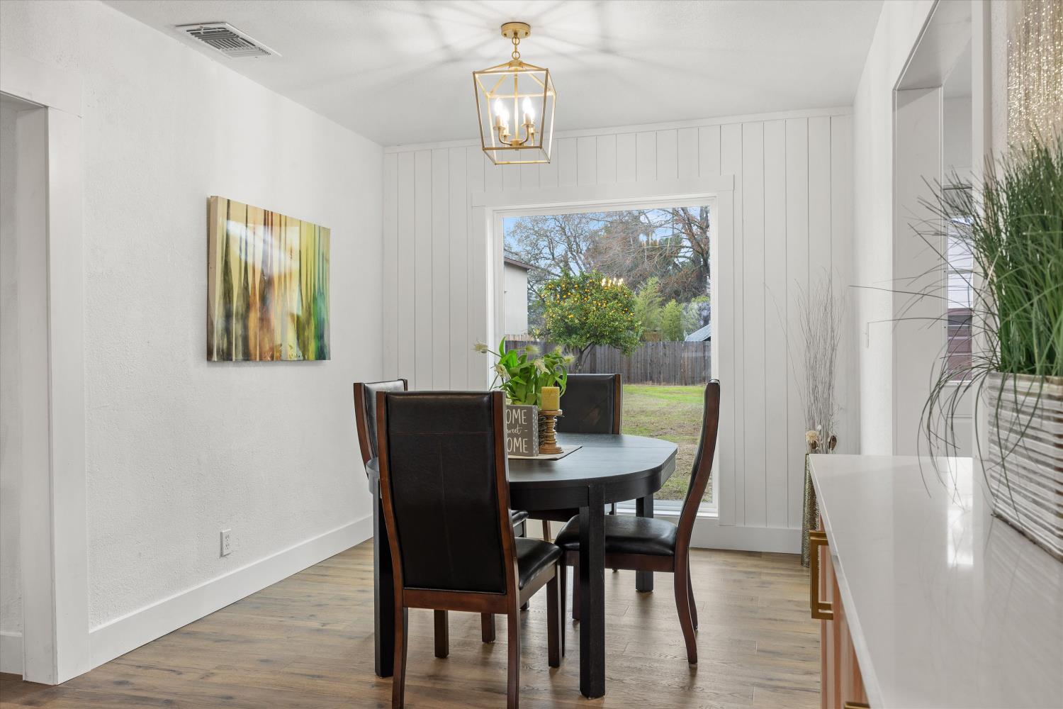 1637 Eldridge Avenue