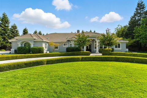 10374 Black Oak Court Stockton CA 95212