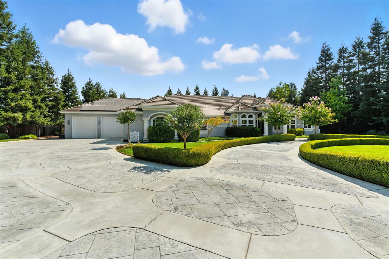 10374 Black Oak Court