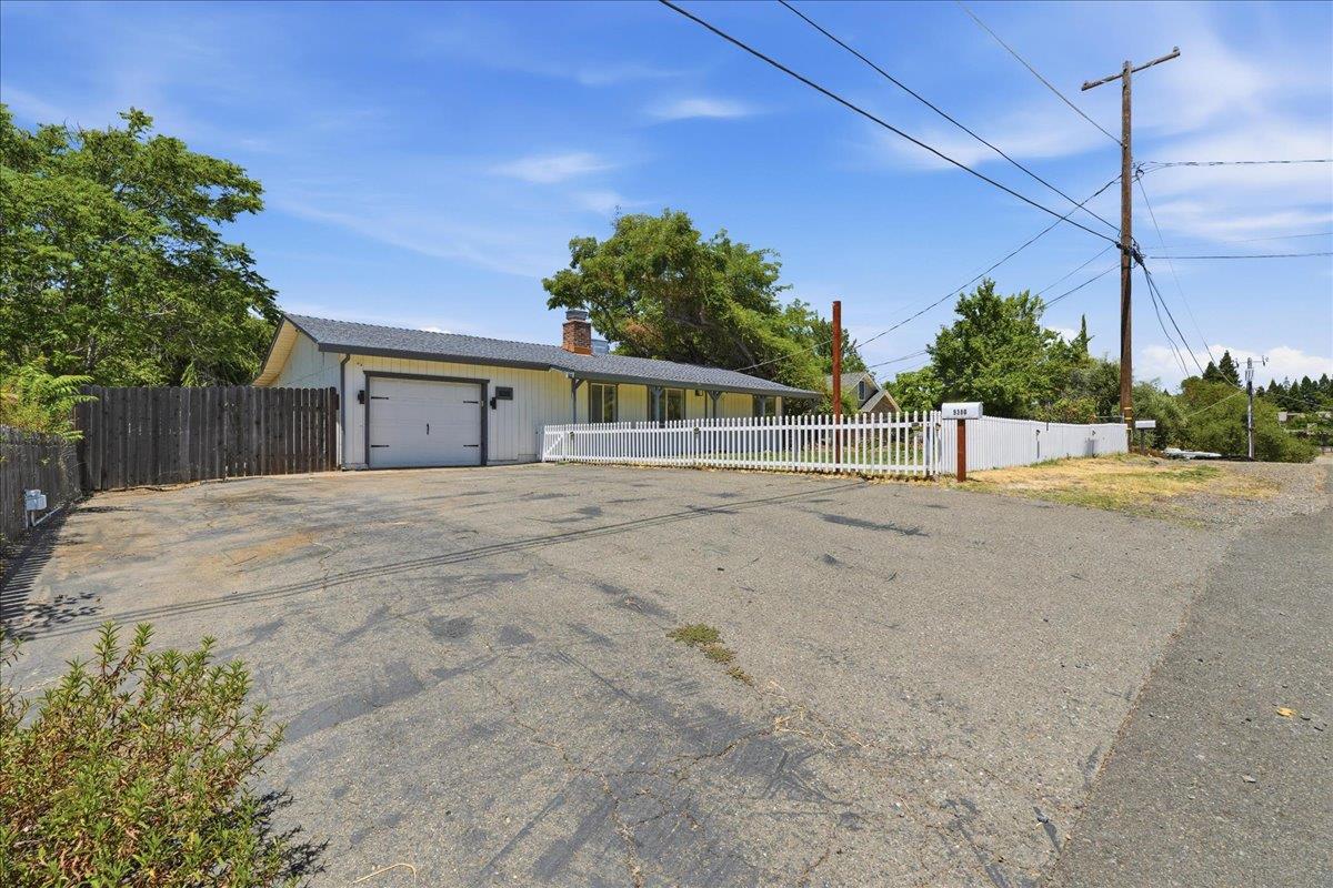 9380 Eckerman Road