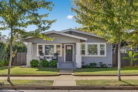 329 Pleasant Street Roseville CA 95678
