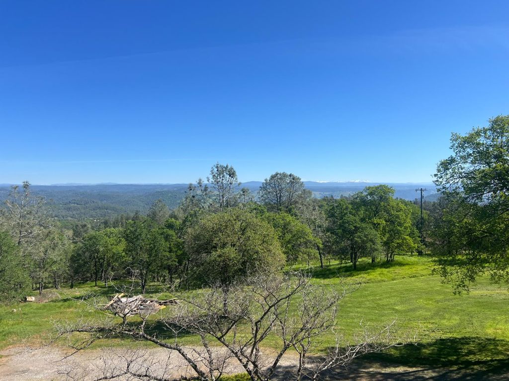 Photo of 5541 High Sierra Road, Pilot Hill, CA 95664 (MLS # 226032601)