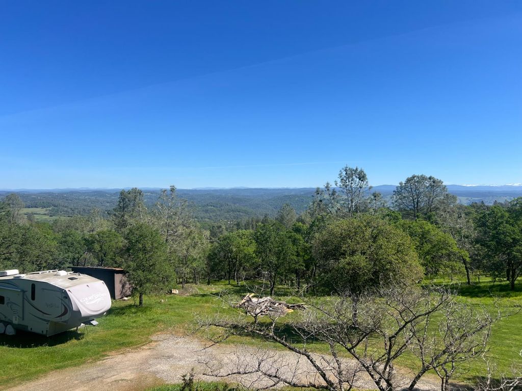 Photo of 5541 High Sierra Road, Pilot Hill, CA 95664 (MLS # 226032601)
