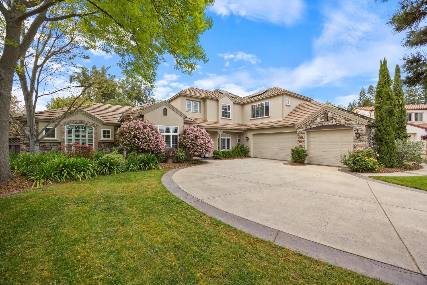 933 Tuscan Lane