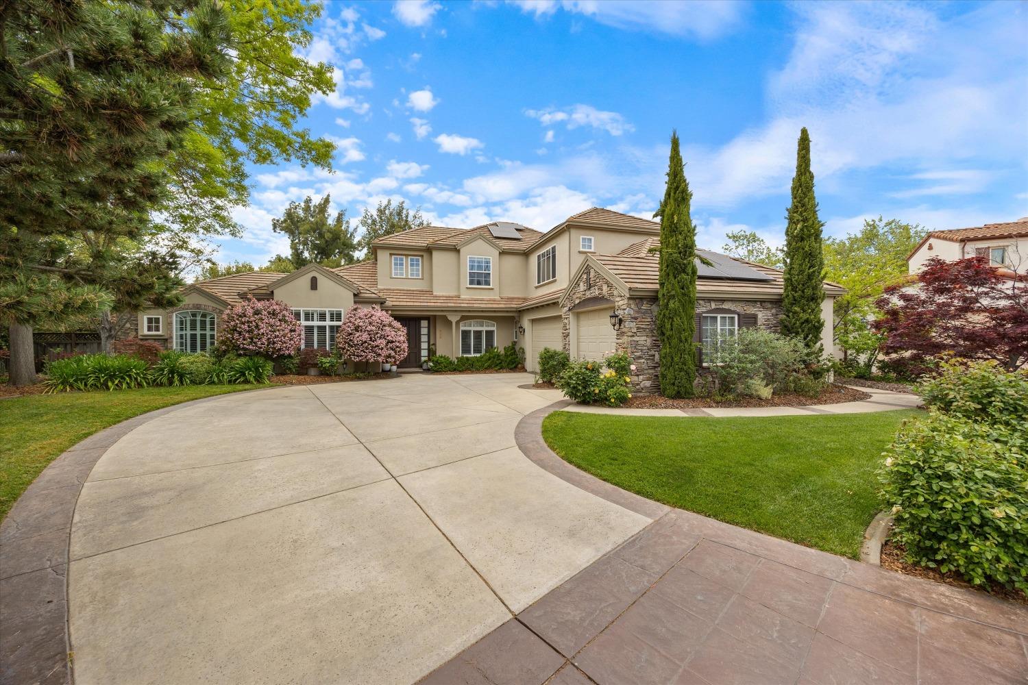 933 Tuscan Lane