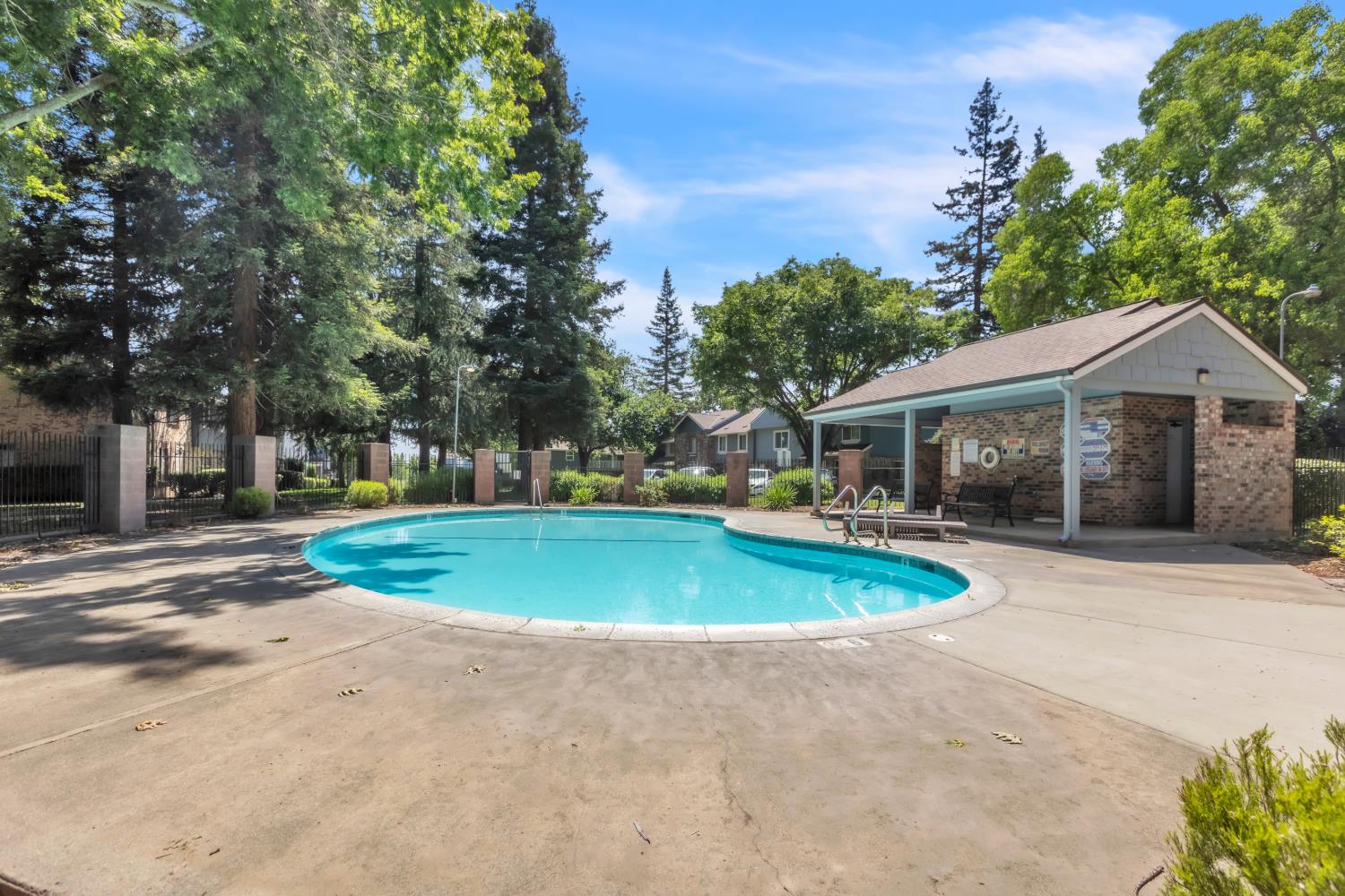 4030 Knoll Top Court
