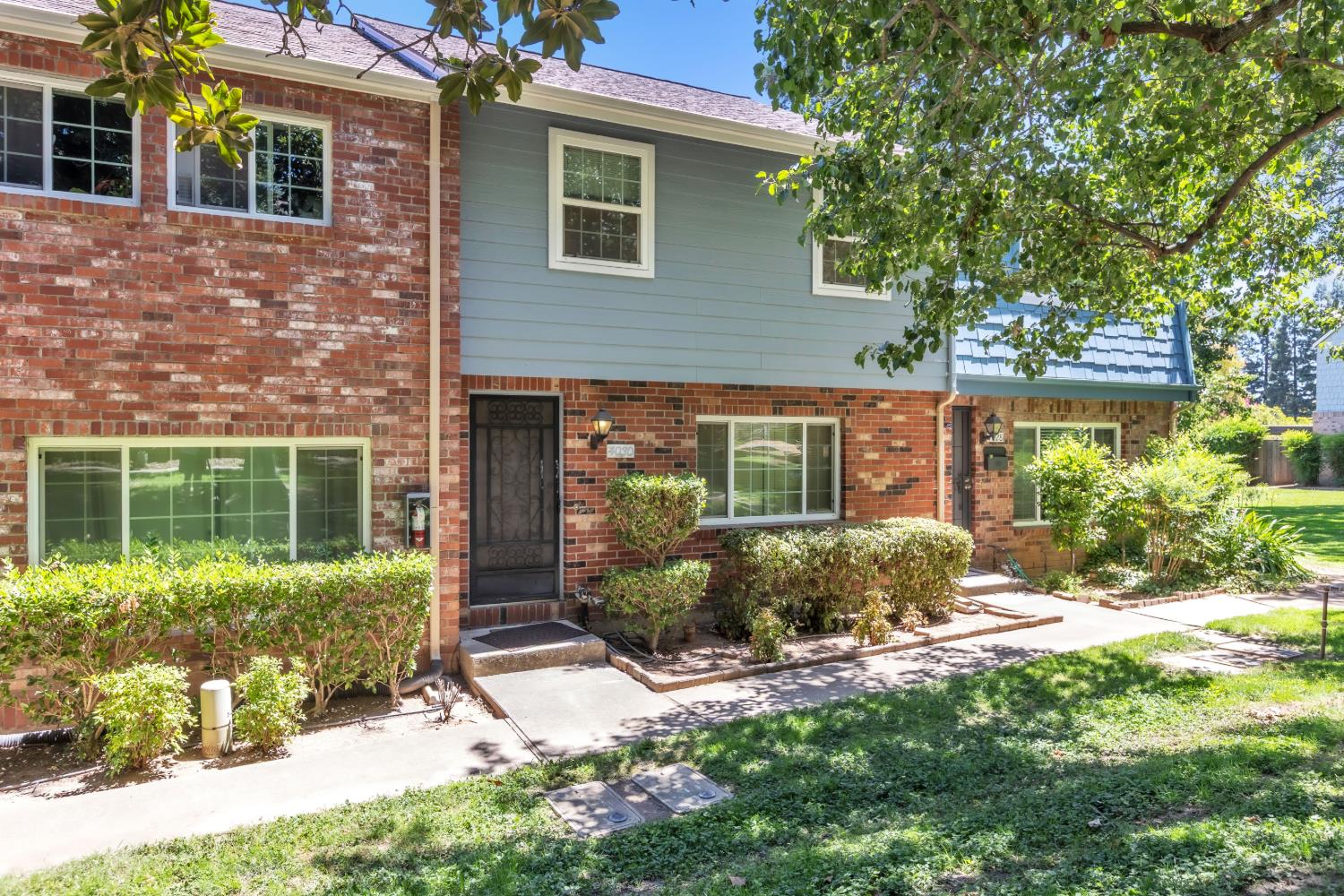 4030 Knoll Top Court