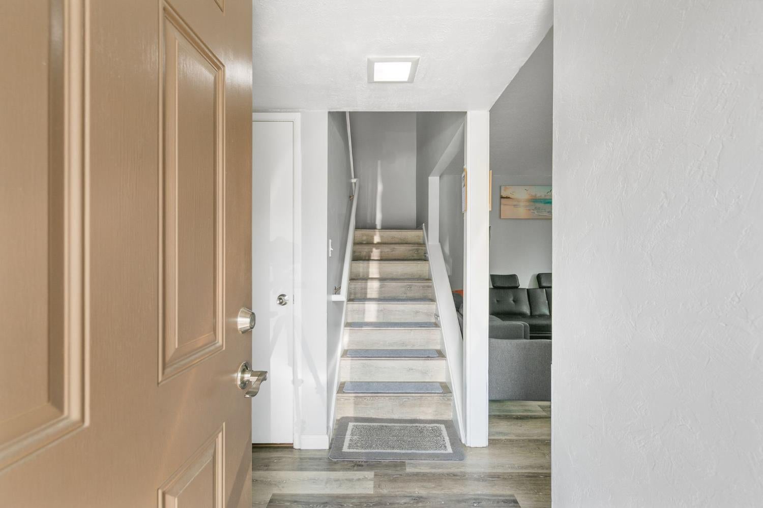 3584 Larchmont Square Lane