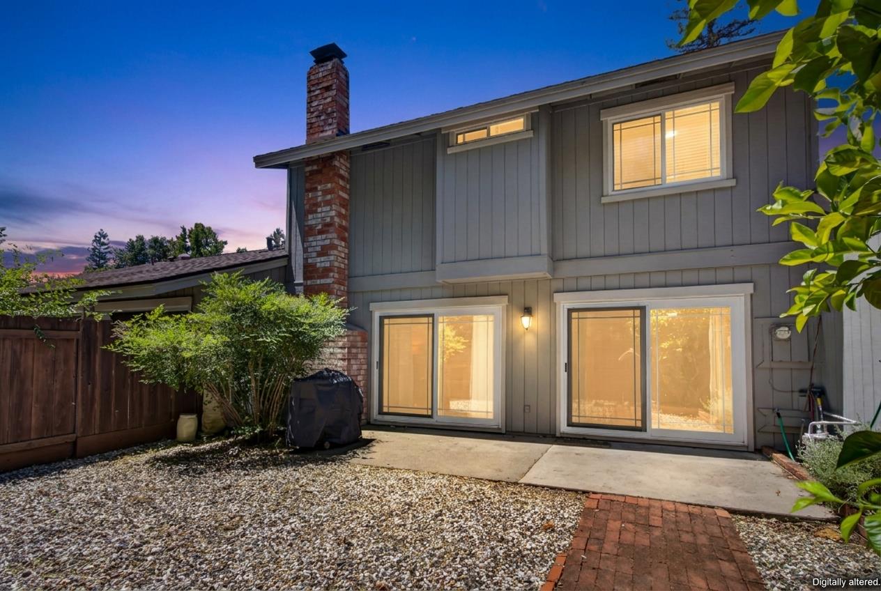 7047 La Costa Lane
