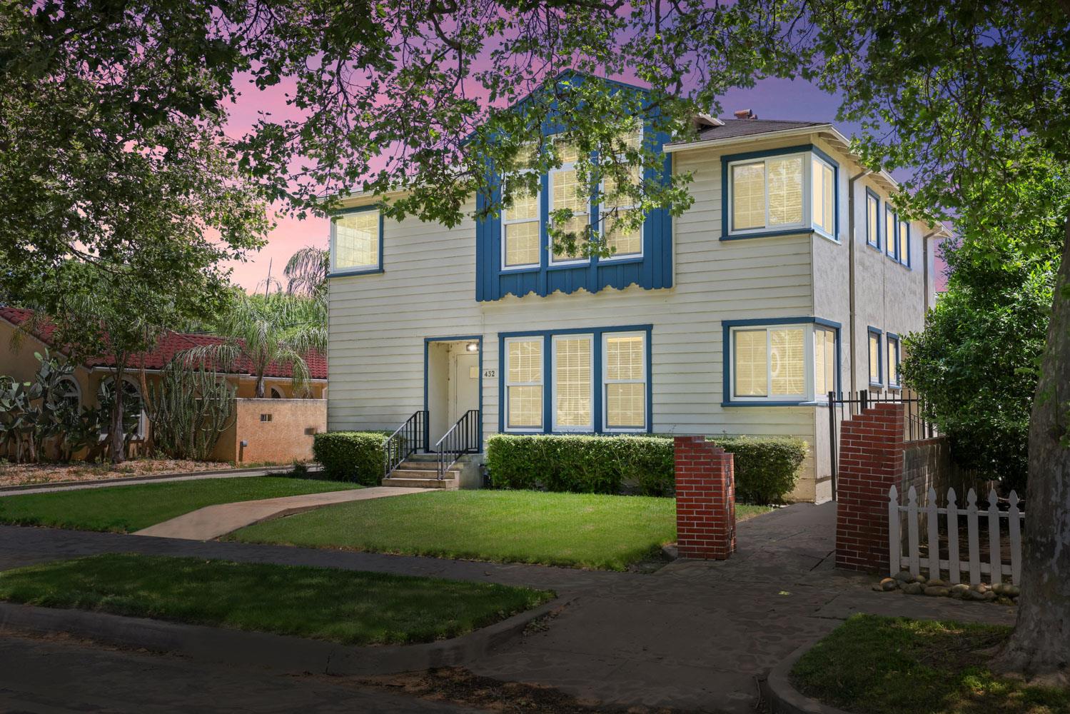 432 College Avenue