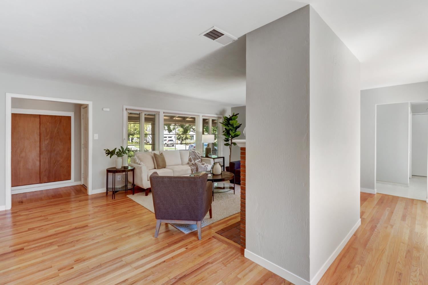 1550 Castec Drive