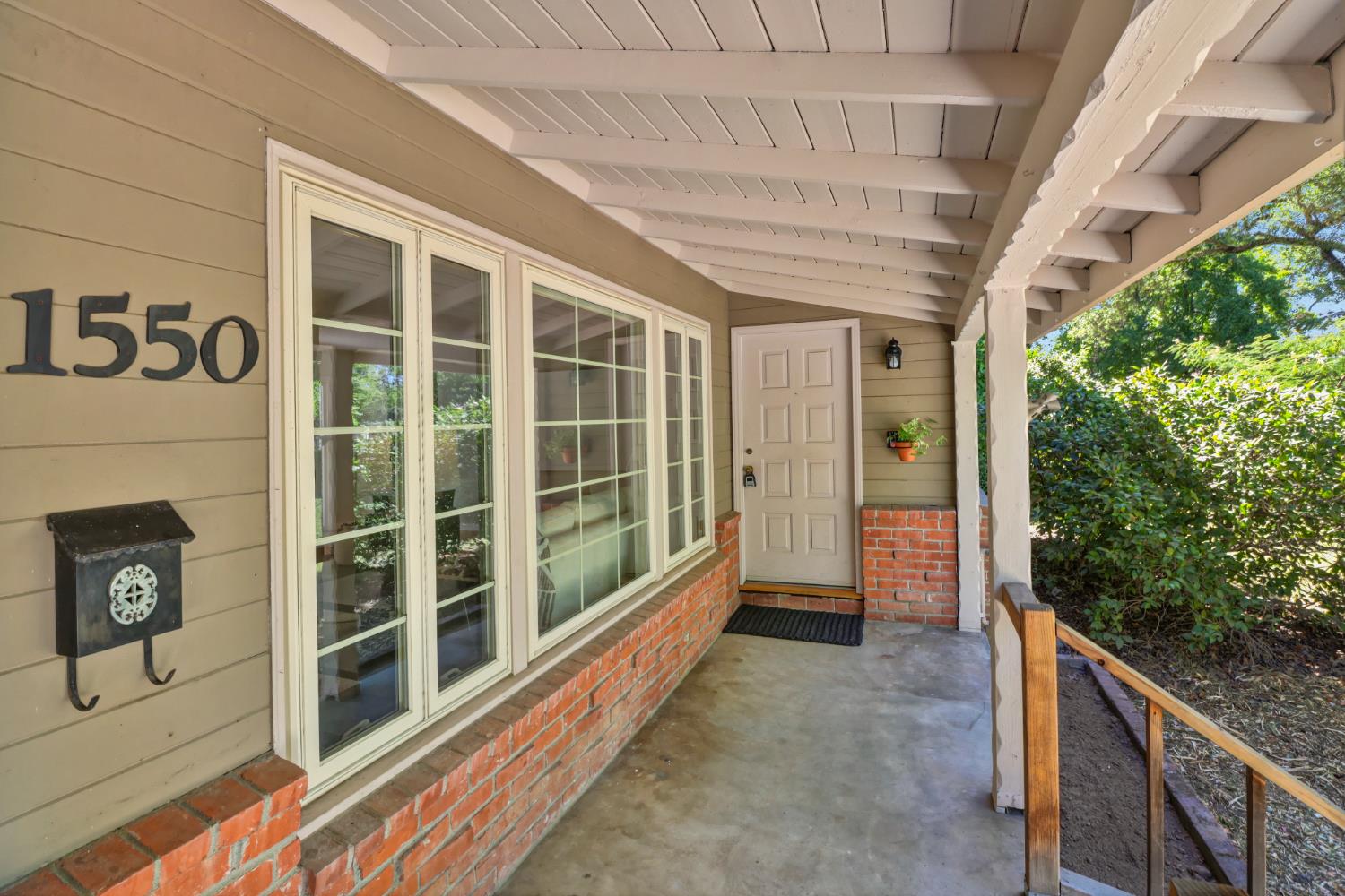 1550 Castec Drive