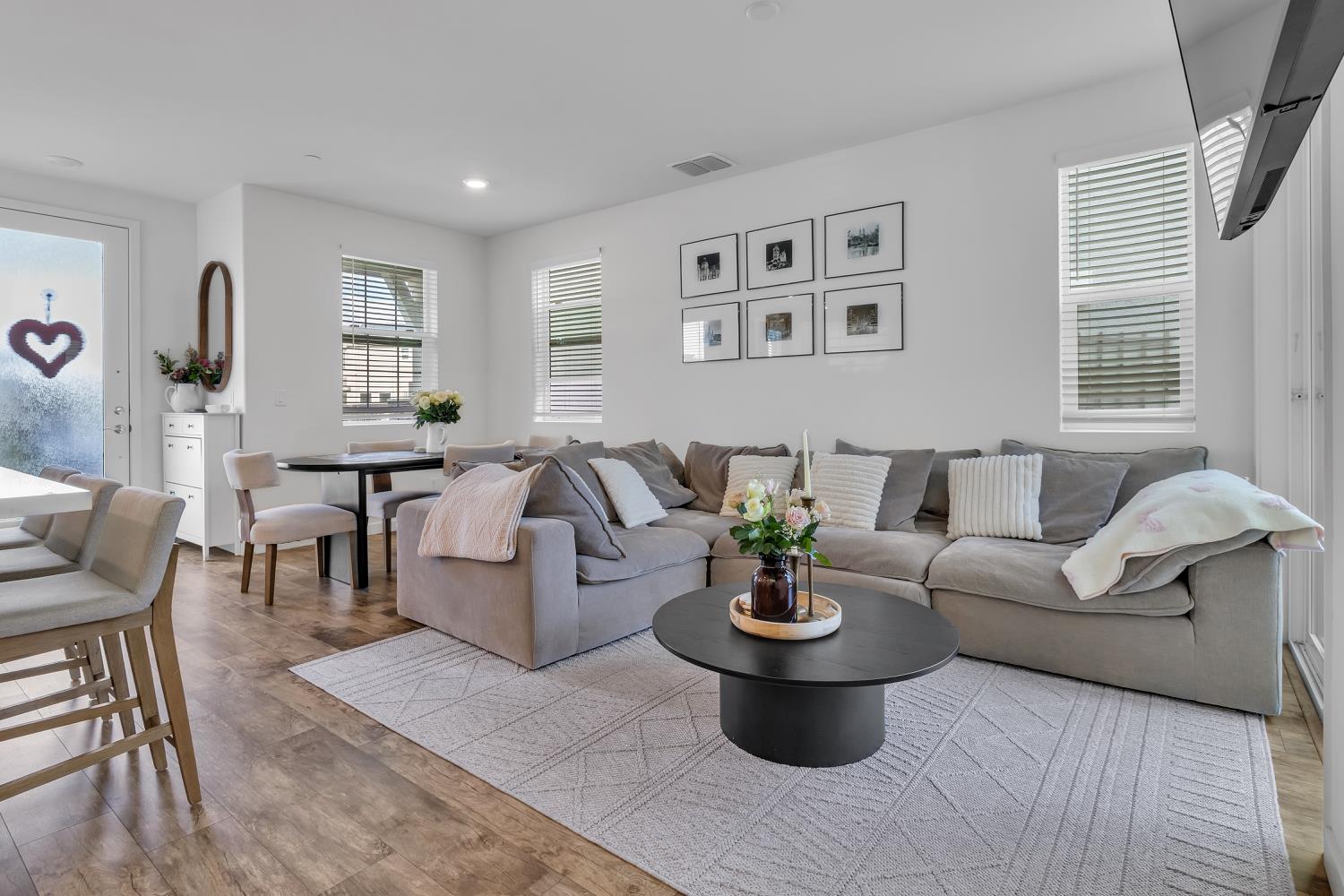 2862 Wheat Grass Street