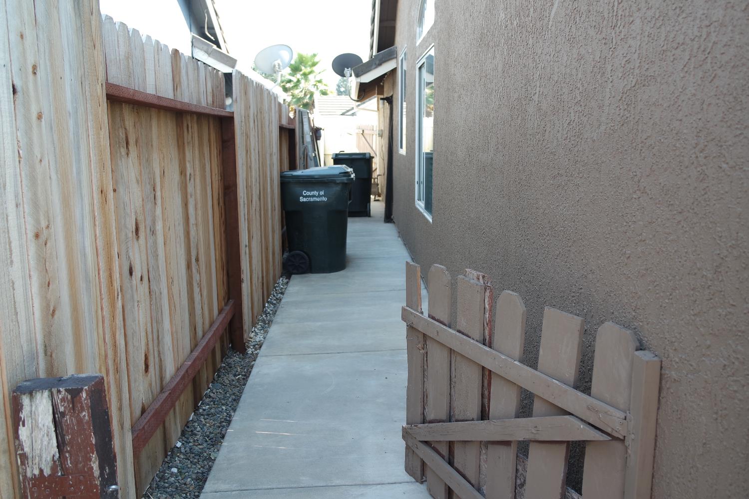 Antelope, California 95843, United States, 3 Bedrooms Bedrooms, ,2 BathroomsBathrooms,Residential,Active,171307