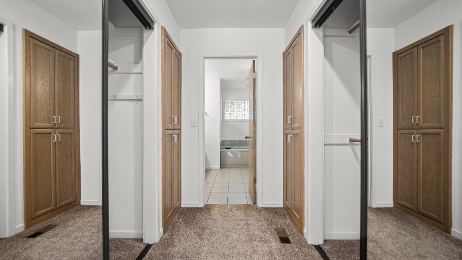 Lodi, California 95242, United States, 2 Bedrooms Bedrooms, ,2 BathroomsBathrooms,Residential,Active,186111