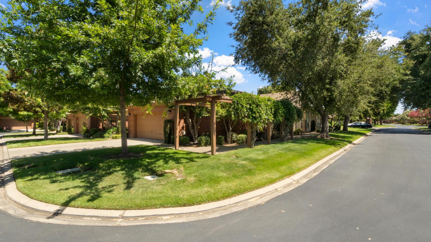 Lodi, California 95242, United States, 2 Bedrooms Bedrooms, ,2 BathroomsBathrooms,Residential,Active,186111