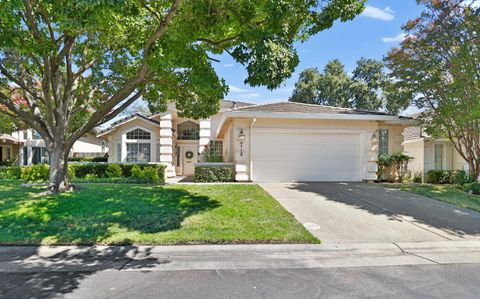 6113 Fountaindale Way Carmichael CA 95608