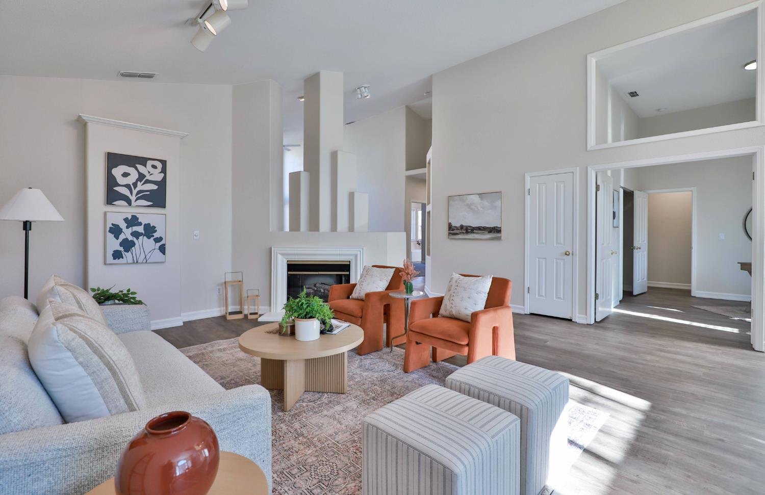 6113 Fountaindale Way