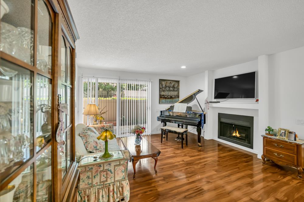 2280 Hurley Way 19