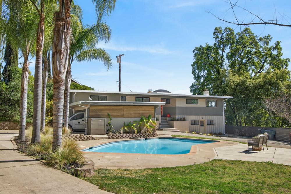 3937 Orangewood Drive