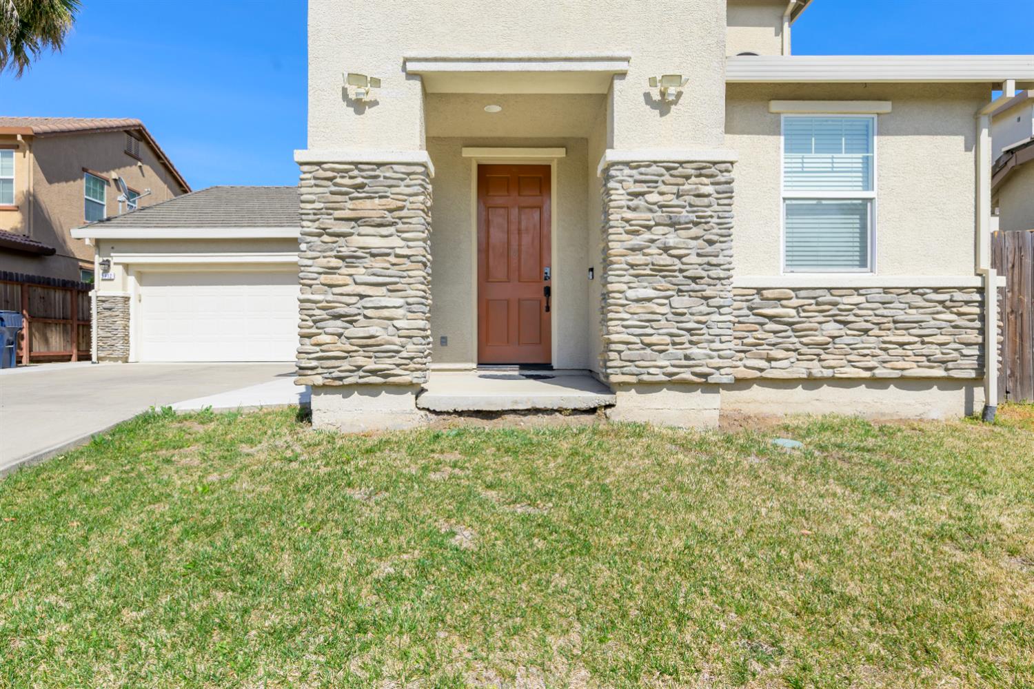 5712 Lolet way