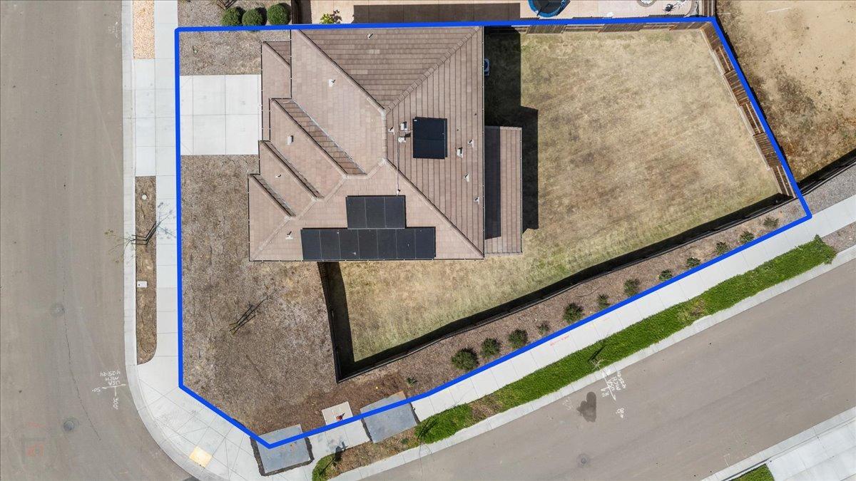 Los Banos, California 93635, United States, 4 Bedrooms Bedrooms, ,3 BathroomsBathrooms,Residential,Pending,107257